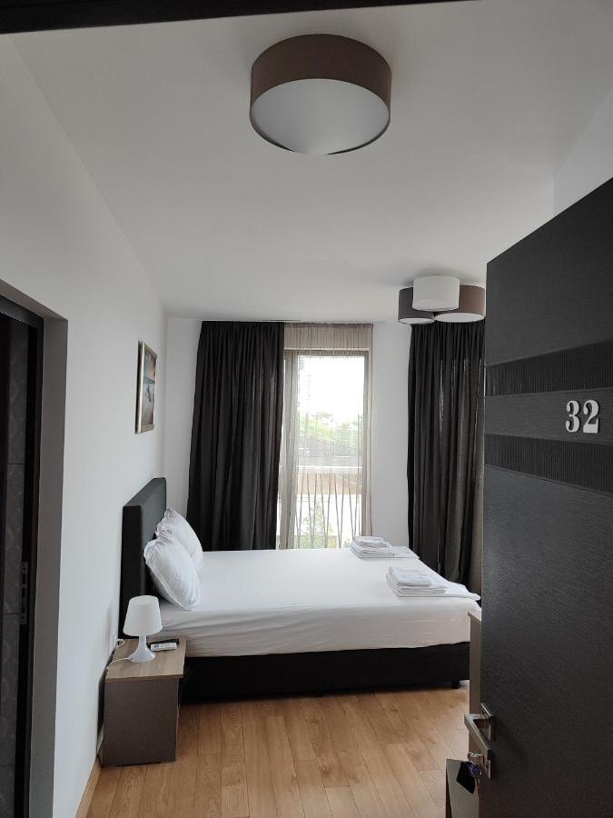 Marina Sarafovo Hotel Burgas Stad Buitenkant foto